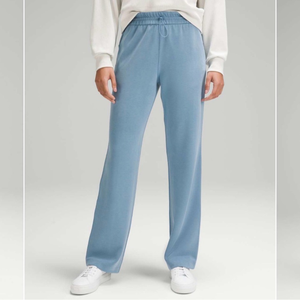 Lululemon Athletica Utility Blue Softstreme Pants